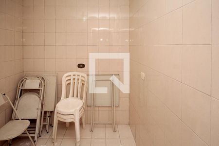 Casa à venda com 360m², 5 quartos e 3 vagas Casa à venda com 360m², 5 quartos e 3 vagasÁrea de Serviço