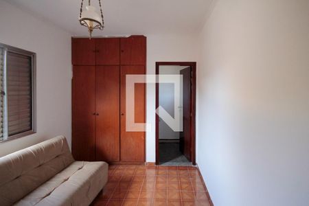 Casa à venda com 360m², 5 quartos e 3 vagas Casa à venda com 360m², 5 quartos e 3 vagasSuíte