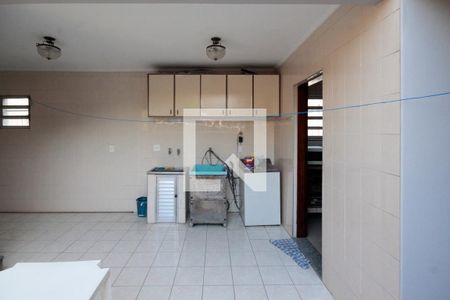 Casa à venda com 360m², 5 quartos e 3 vagas Casa à venda com 360m², 5 quartos e 3 vagasEspaço Gourmet