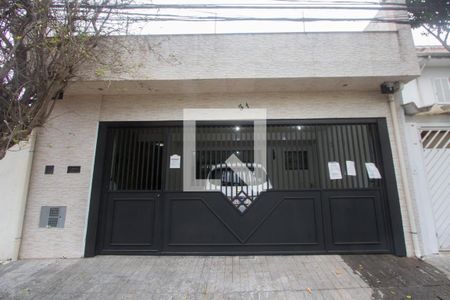 Casa à venda com 140m², 3 quartos e 2 vagasFachada