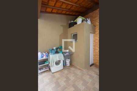 Casa à venda com 140m², 3 quartos e 2 vagasÁrea de Serviço