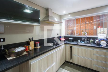Casa à venda com 140m², 3 quartos e 2 vagasCozinha