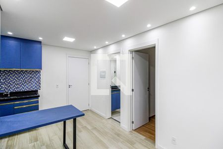 Sala/Cozinha de apartamento à venda com 2 quartos, 33m² em Santo Amaro, São Paulo