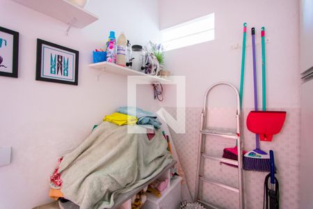 Apartamento à venda com 120m², 2 quartos e 2 vagas Apartamento à venda com 120m², 2 quartos e 2 vagasÁrea de serviço