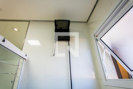 Apartamento à venda com 120m², 2 quartos e 2 vagas Apartamento à venda com 120m², 2 quartos e 2 vagasBanheiro social