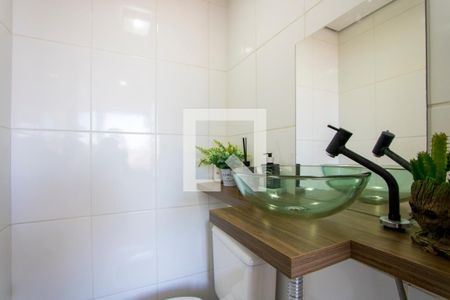 Apartamento à venda com 120m², 2 quartos e 2 vagas Apartamento à venda com 120m², 2 quartos e 2 vagasBanheiro de serviço