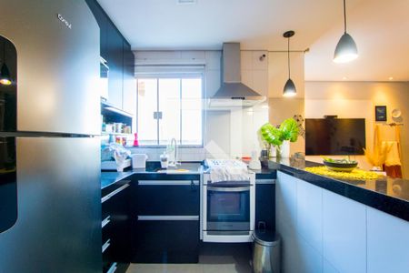 Apartamento à venda com 120m², 2 quartos e 2 vagas Apartamento à venda com 120m², 2 quartos e 2 vagasCozinha