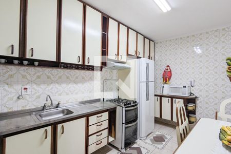 Casa para alugar com 232m², 3 quartos e 2 vagas Casa para alugar com 232m², 3 quartos e 2 vagasCozinha