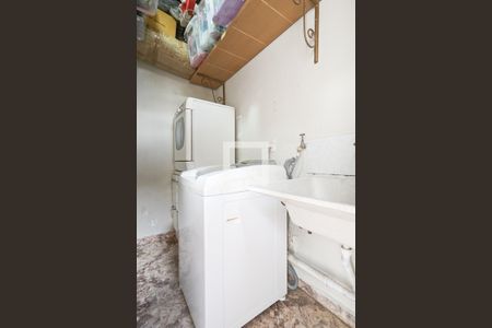 Casa para alugar com 232m², 3 quartos e 2 vagas Casa para alugar com 232m², 3 quartos e 2 vagasÁrea de serviço