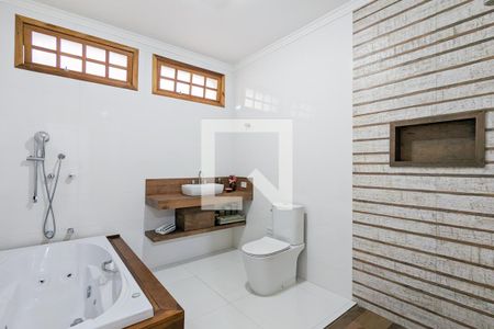 Casa para alugar com 232m², 3 quartos e 2 vagas Casa para alugar com 232m², 3 quartos e 2 vagasBanheiro