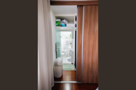 Banheiro da Suíte de casa à venda com 3 quartos, 176m² em Parque Novo Oratório, Santo André