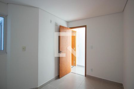 Quarto 1 de apartamento para alugar com 2 quartos, 45m² em Itaquera, São Paulo