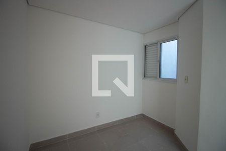 Quarto 1 de apartamento para alugar com 2 quartos, 45m² em Itaquera, São Paulo