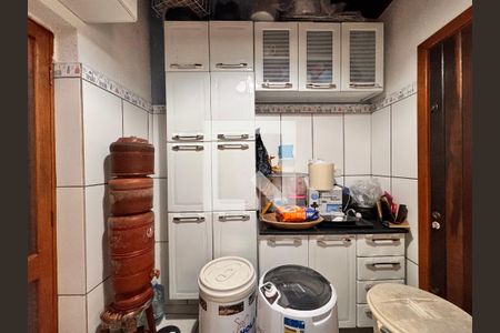 Casa à venda com 175m², 3 quartos e sem vagaLavanderia