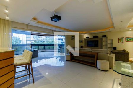 Apartamento à venda com 189m², 3 quartos e 2 vagas Apartamento à venda com 189m², 3 quartos e 2 vagasSala