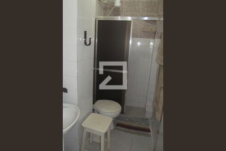 Casa à venda com 170m², 4 quartos e 1 vagaBanheiro 2