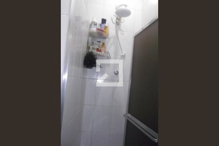 Casa à venda com 170m², 4 quartos e 1 vagaBanheiro 