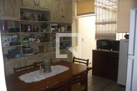 Casa à venda com 170m², 4 quartos e 1 vagaCozinha