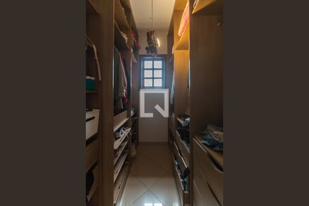 Casa para alugar com 220m², 3 quartos e 1 vagaCloset