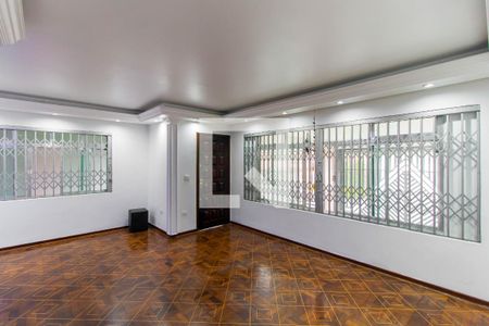 Sala de casa à venda com 3 quartos, 262m² em Vila Darli, São Paulo