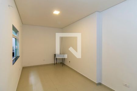 Sala/Quarto de kitnet/studio para alugar com 1 quarto, 28m² em Vila Canero, São Paulo