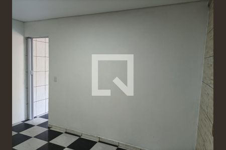 Sala/Quarto de casa para alugar com 1 quarto, 35m² em Jardim Santa Adélia, São Paulo
