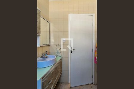 Casa à venda com 145m², 3 quartos e 2 vagasBanheiro