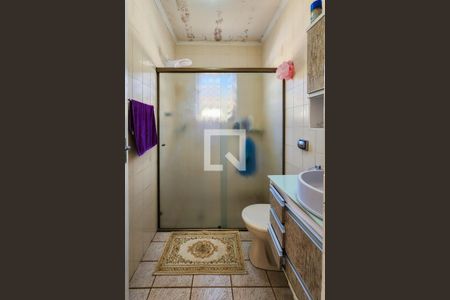 Casa à venda com 145m², 3 quartos e 2 vagasBanheiro