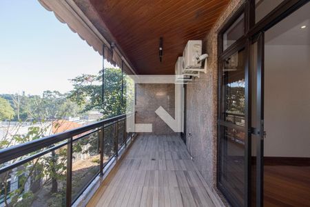 Apartamento à venda com 105m², 3 quartos e 2 vagasVaranda
