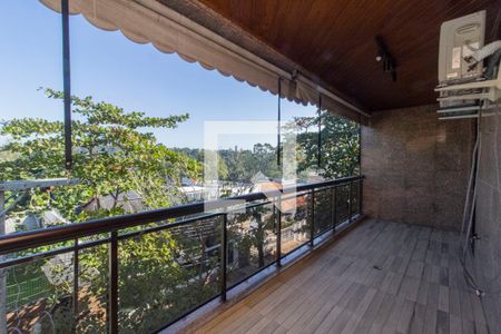 Apartamento à venda com 105m², 3 quartos e 2 vagasVaranda