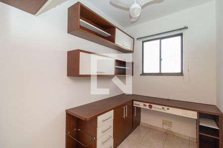 Apartamento à venda com 105m², 3 quartos e 2 vagasQuarto de Serviço