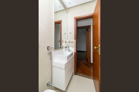 Apartamento à venda com 105m², 3 quartos e 2 vagasBanheiro Social
