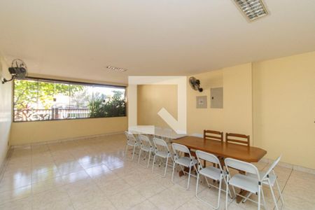 Apartamento à venda com 105m², 3 quartos e 2 vagasÁrea comum - Salão de festas