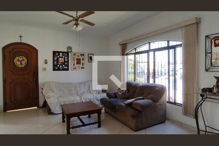 Casa para alugar com 4 quartos, 300m² em Parque Sao Luis, São Paulo