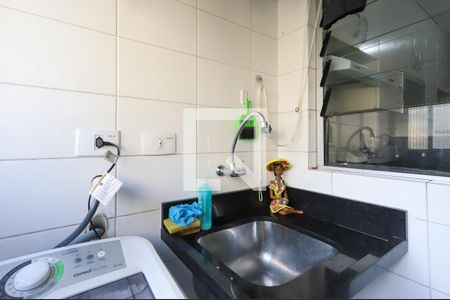 Apartamento à venda com 70m², 2 quartos e 1 vagaÁrea de Serviço