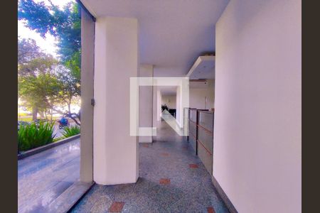 Apartamento para alugar com 125m², 3 quartos e 1 vaga Apartamento para alugar com 125m², 3 quartos e 1 vagaPortaria