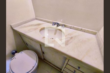 Apartamento para alugar com 125m², 3 quartos e 1 vaga Apartamento para alugar com 125m², 3 quartos e 1 vagaSuíte banheiro