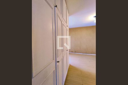 Apartamento para alugar com 125m², 3 quartos e 1 vaga Apartamento para alugar com 125m², 3 quartos e 1 vagaSuíte