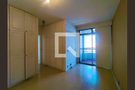 Apartamento para alugar com 125m², 3 quartos e 1 vaga Apartamento para alugar com 125m², 3 quartos e 1 vagaSuíte