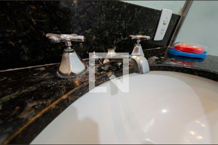 Apartamento à venda com 88m², 2 quartos e sem vagaBanheiro