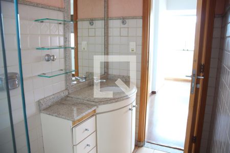 Apartamento para alugar com 360m², 4 quartos e 2 vagasBanheiro da Suíte 3