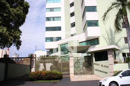 Apartamento para alugar com 360m², 4 quartos e 2 vagasFachada