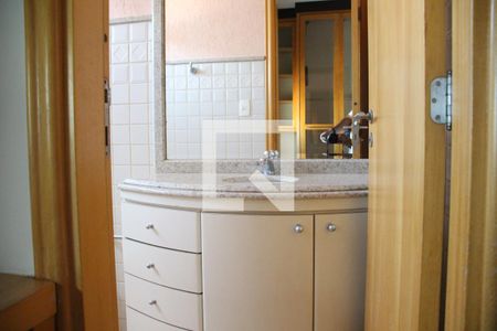 Apartamento para alugar com 360m², 4 quartos e 2 vagasBanheiro da Suíte 2