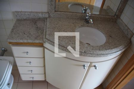 Apartamento para alugar com 360m², 4 quartos e 2 vagasBanheiro da Suíte 3