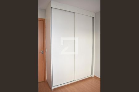 Apartamento para alugar com 43m², 2 quartos e 1 vagaQuarto 2 - Armário