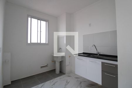 Apartamento à venda com 37m², 2 quartos e sem vagaCozinha e Área de serviço