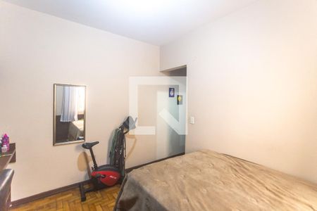 Casa à venda com 240m², 3 quartos e 2 vagasSuíte 1