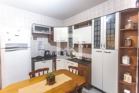 Casa à venda com 240m², 3 quartos e 2 vagasCozinha