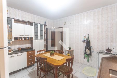 Casa à venda com 240m², 3 quartos e 2 vagasCozinha