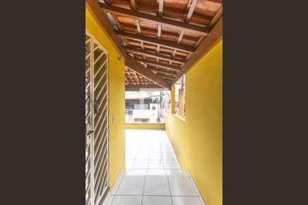 Casa à venda com 240m², 3 quartos e 2 vagasVaranda suíte 2